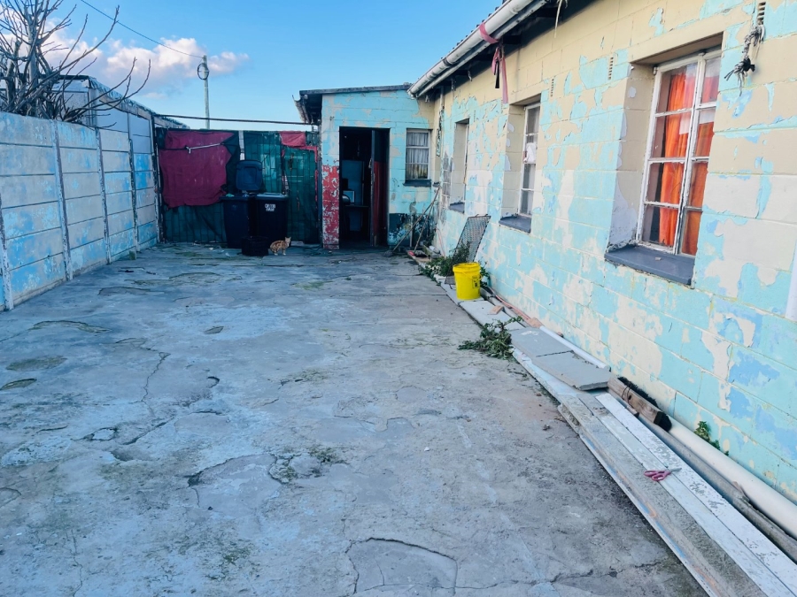 3 Bedroom Property for Sale in Protea Park Western Cape